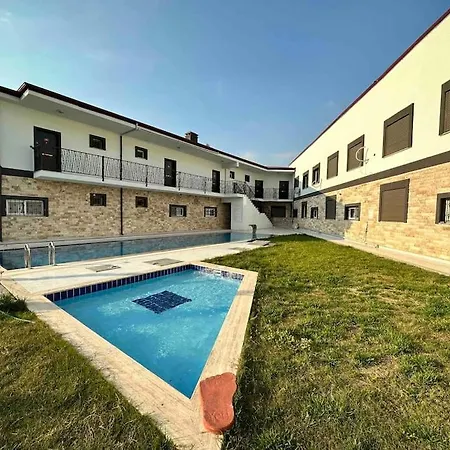 Ξενοδοχείο Guzelcamli Loft *
